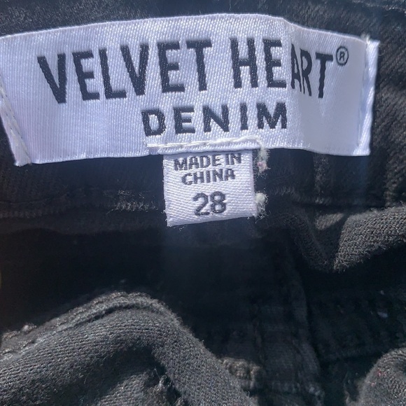 Velvet Heart Denim Pearl Embellished Cropped Jeans size 28 black‎ - Picture 6 of 11